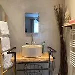 乐洛吉斯高特公寓 公寓 *